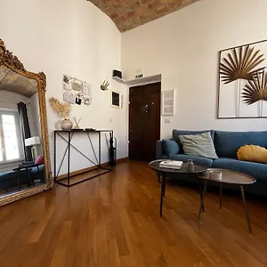 Appartement La Polveriera, Eleganti E Luminosi Vicino Al Colosseo, Rome